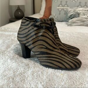 Aerosoles‎ Women's 7 Tiger Print Heeled Ankle Booties Brown Black Leather Mod